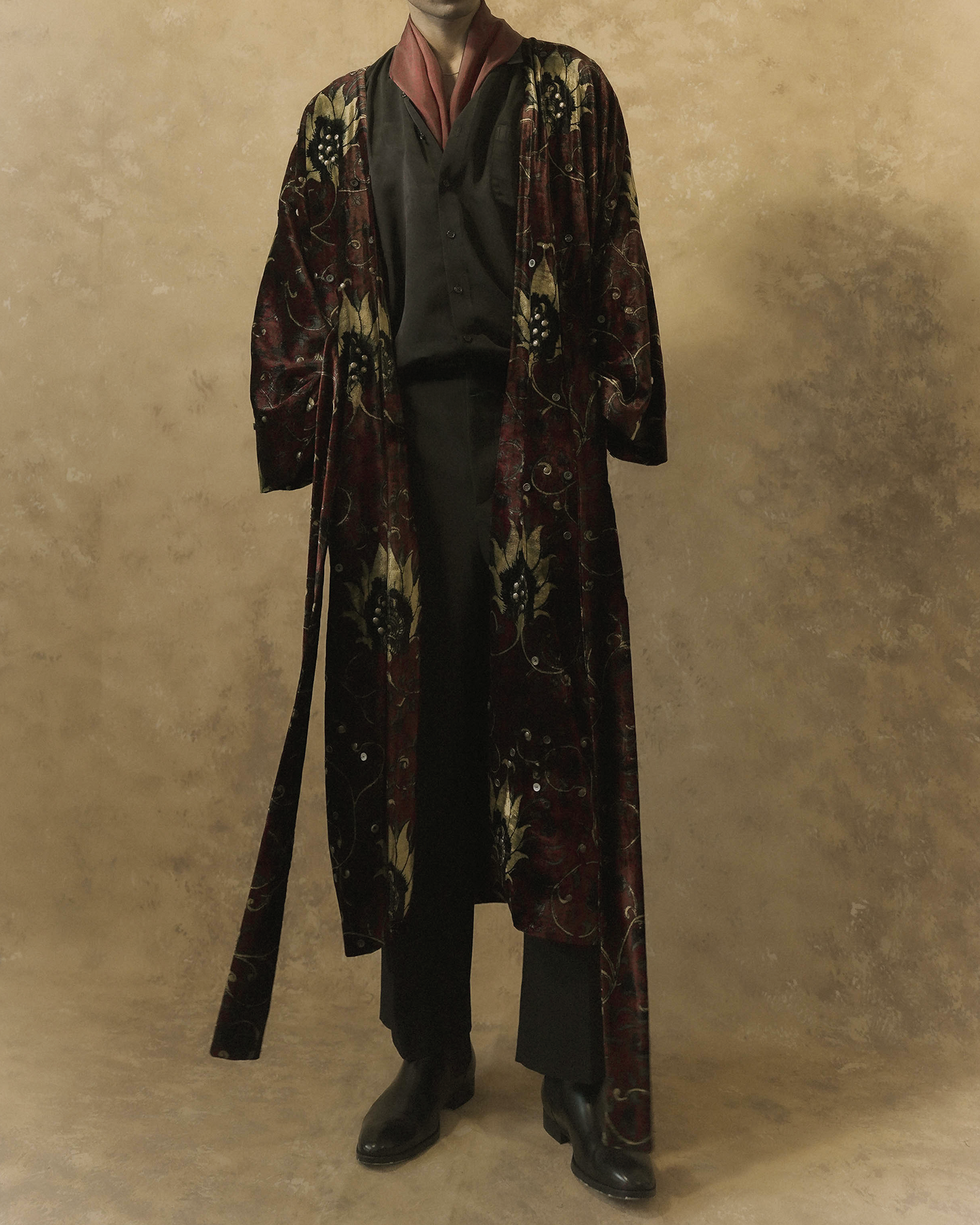 Vines of Chitz Smoking Robe